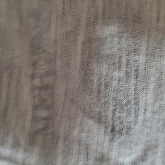 Holiday tee - Picture 3 of 4